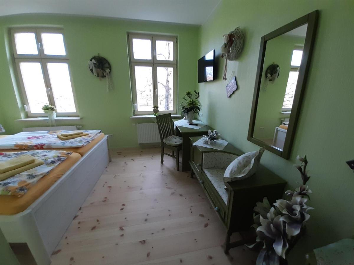 Pension Am Moenchskirchhof Стендал Екстериор снимка